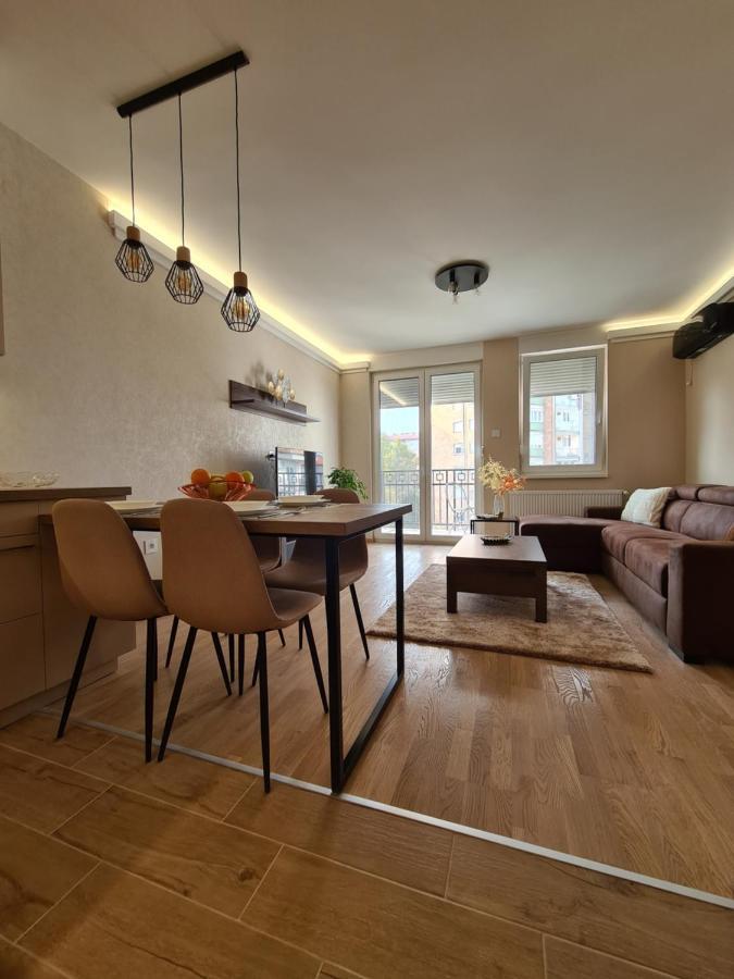 Stella Apartment Subotica Luaran gambar